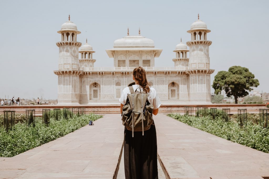 How do I start solo traveling? Backpacking India, solo traveling in India, travel alone
