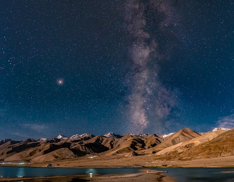 Kyagar Tso at night