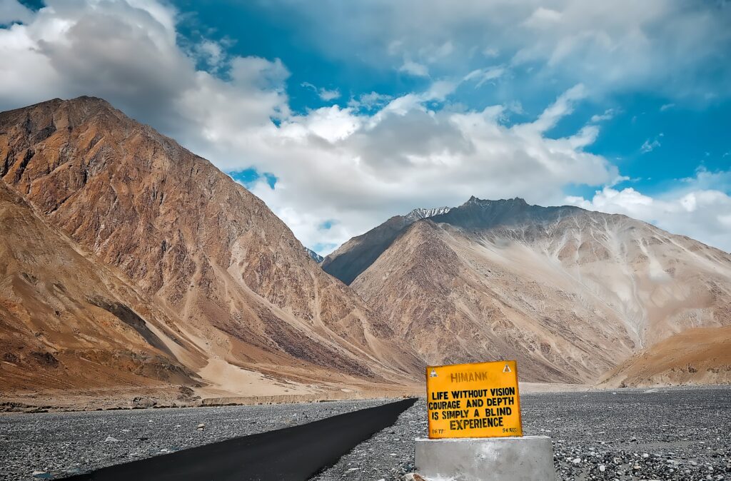 places to visit in leh ladakh in september
