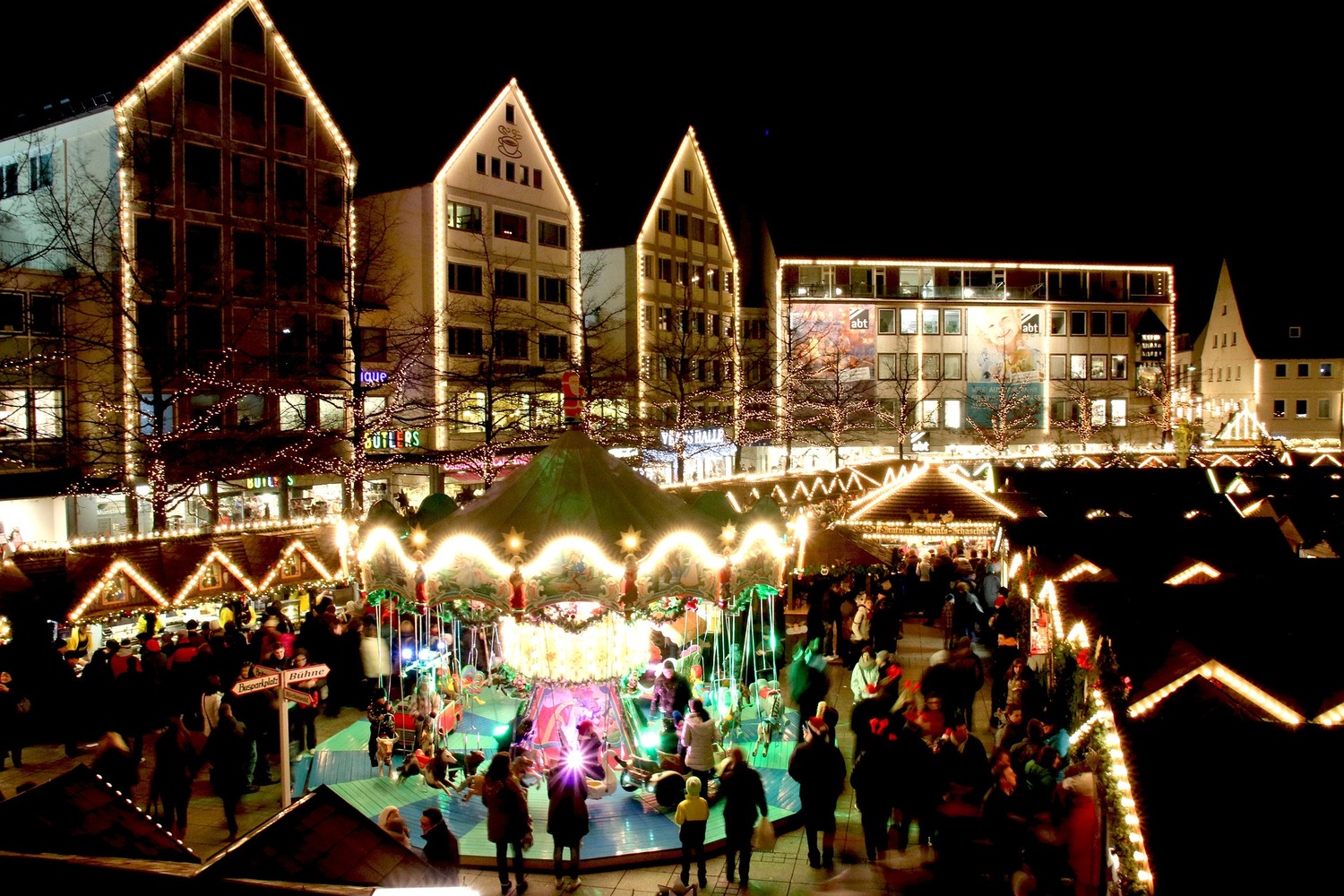 11 Best Christmas Towns In South Carolina 2022 –Spark Your Childhood ...