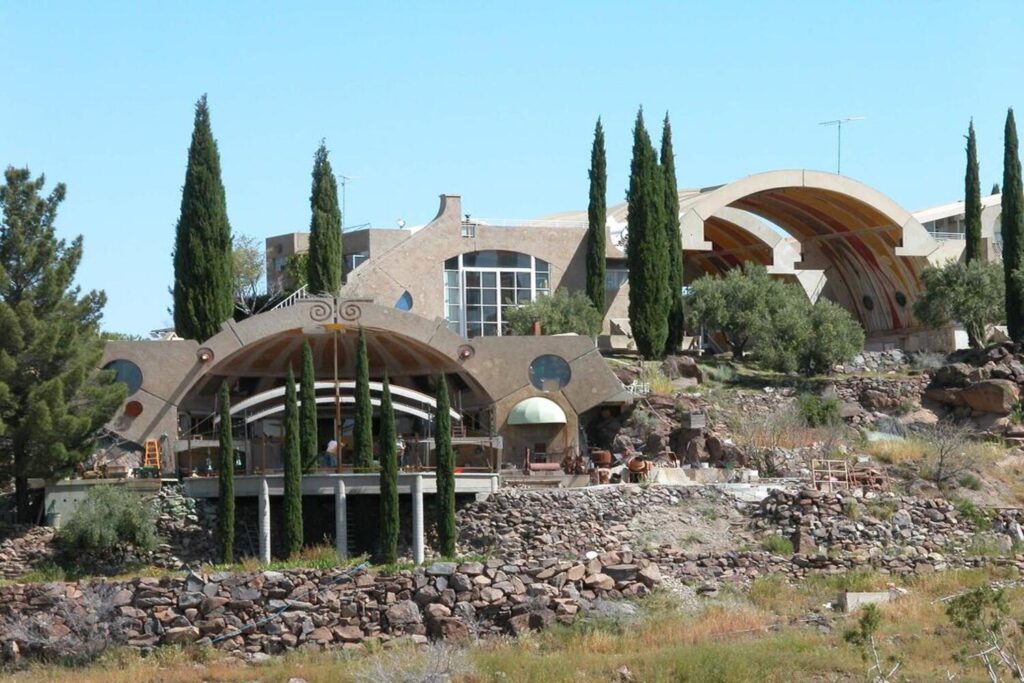 Arcosanti, arizona, best small town in arizona