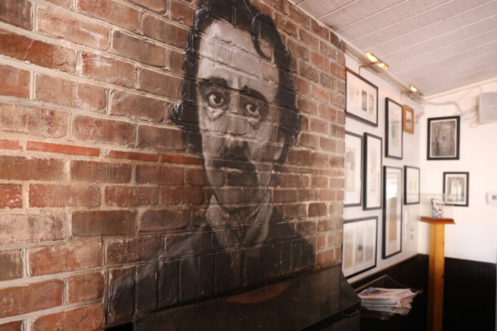 Edgar Allan Poe, what south carolina is famous for 
